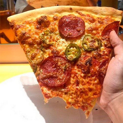 Горячая пицца Фюрт