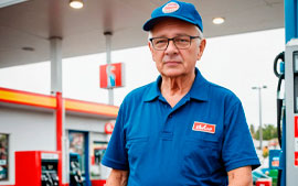 Молодежь бежит — Демура